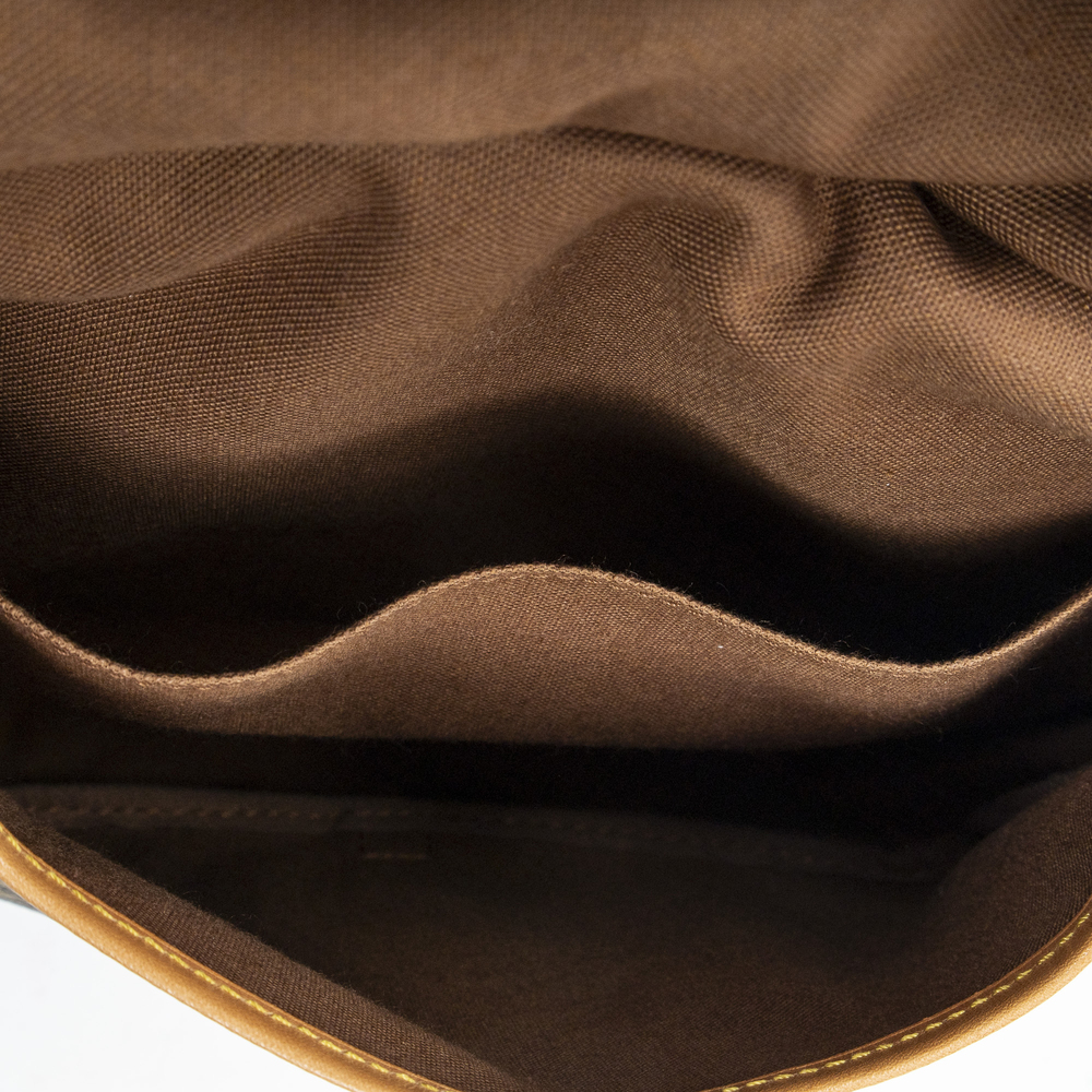 Louis Vuitton Saumur MM - Picture 10 of 11